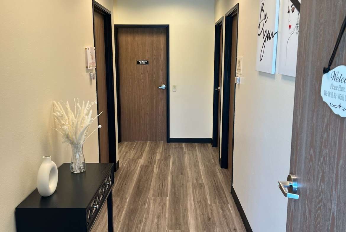Private Room *Available in October*