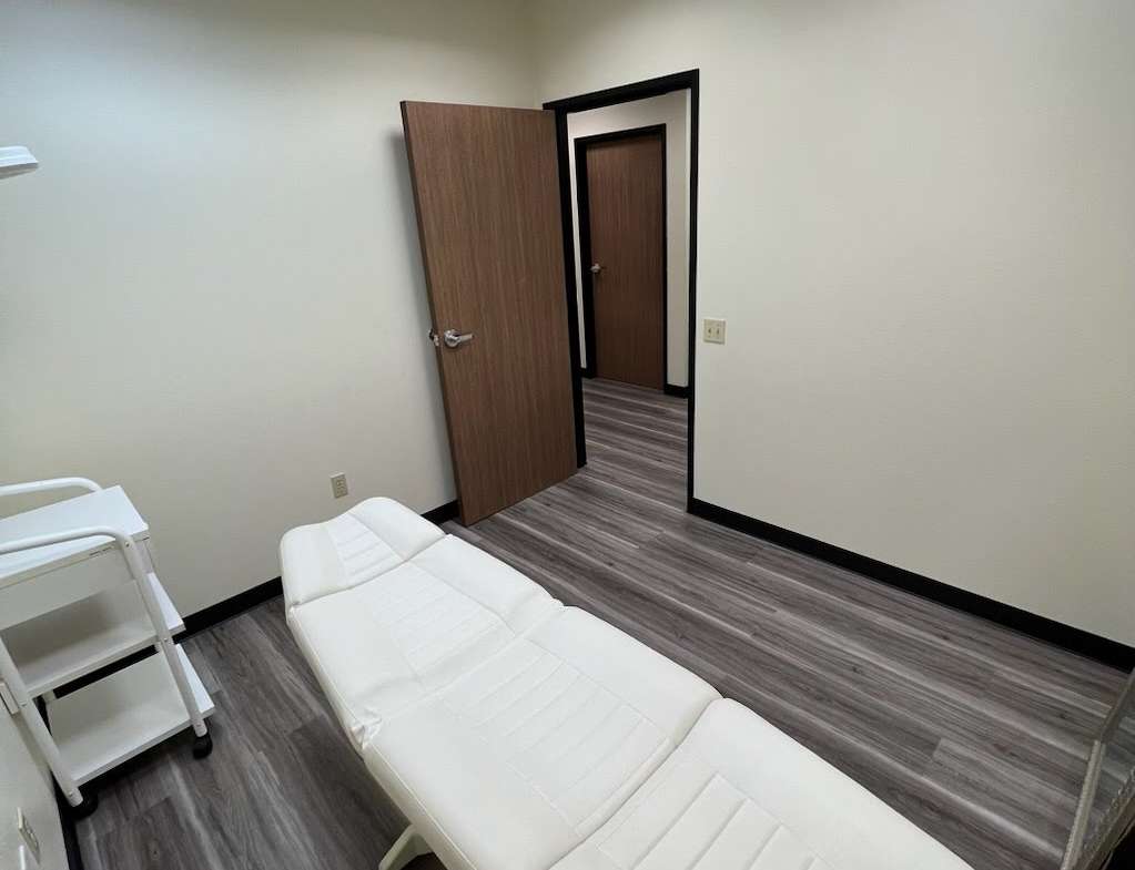 Private Room *Available in October*