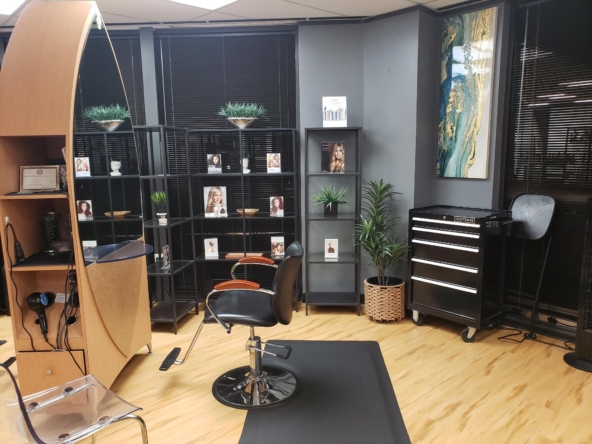 Salon pic 8 20250402 201250