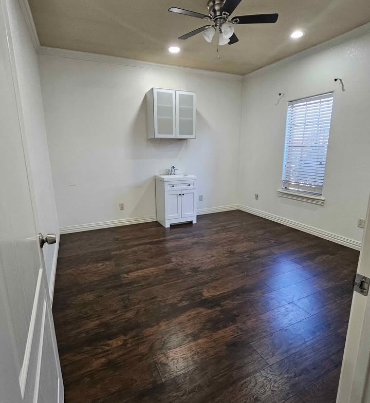 Room1