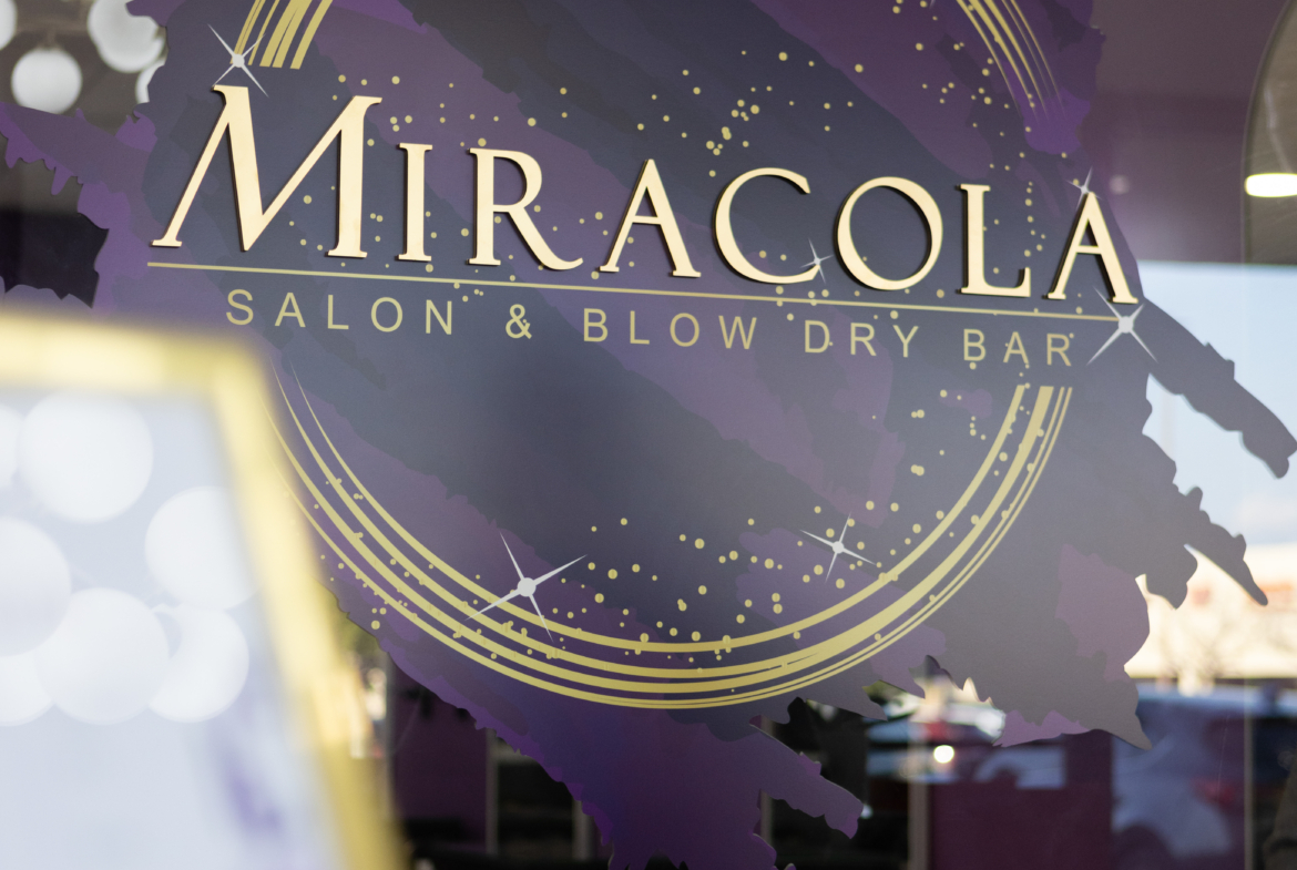 Bright and elegant logo design for a modern salon and blow dry bar.