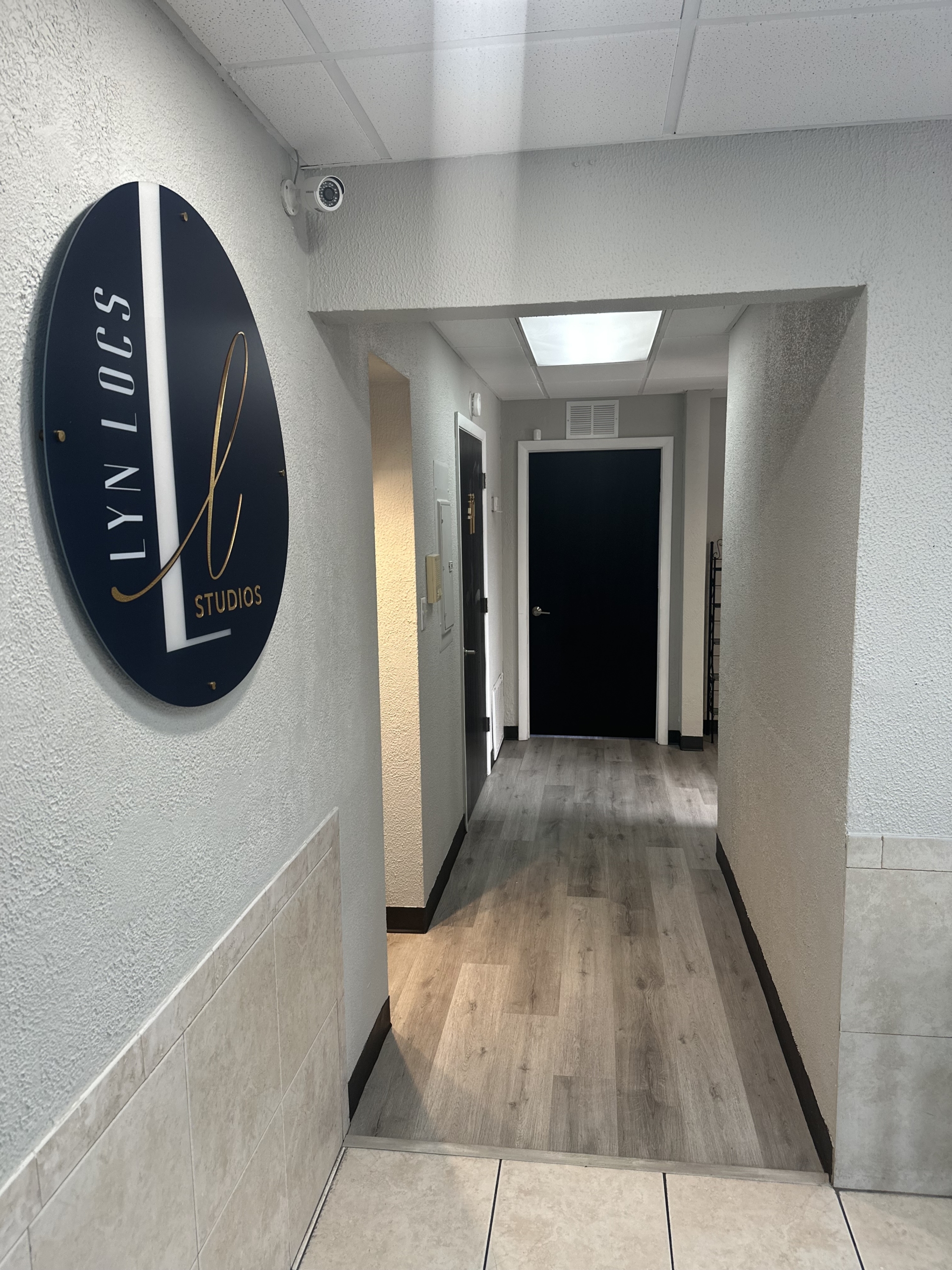 Your Craft Deserves a Suite Fit for Royalty - Photo 1