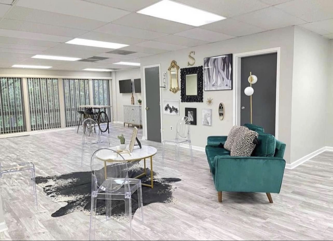 Lakefront Luxury Salon Suites | All-Inclusive & 24/7 Access - NE Columbia