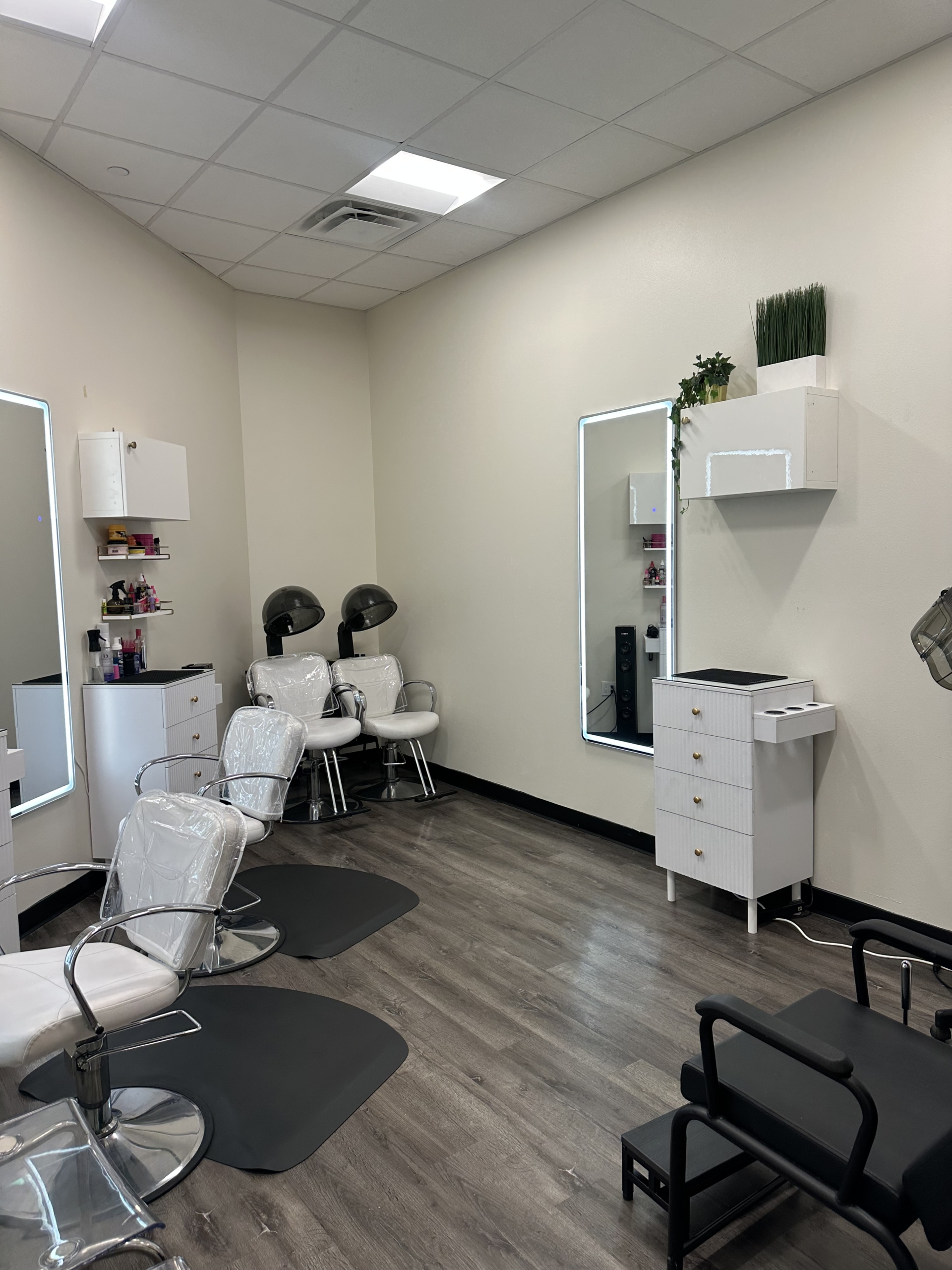 HEART OF NOHO - Photo 1