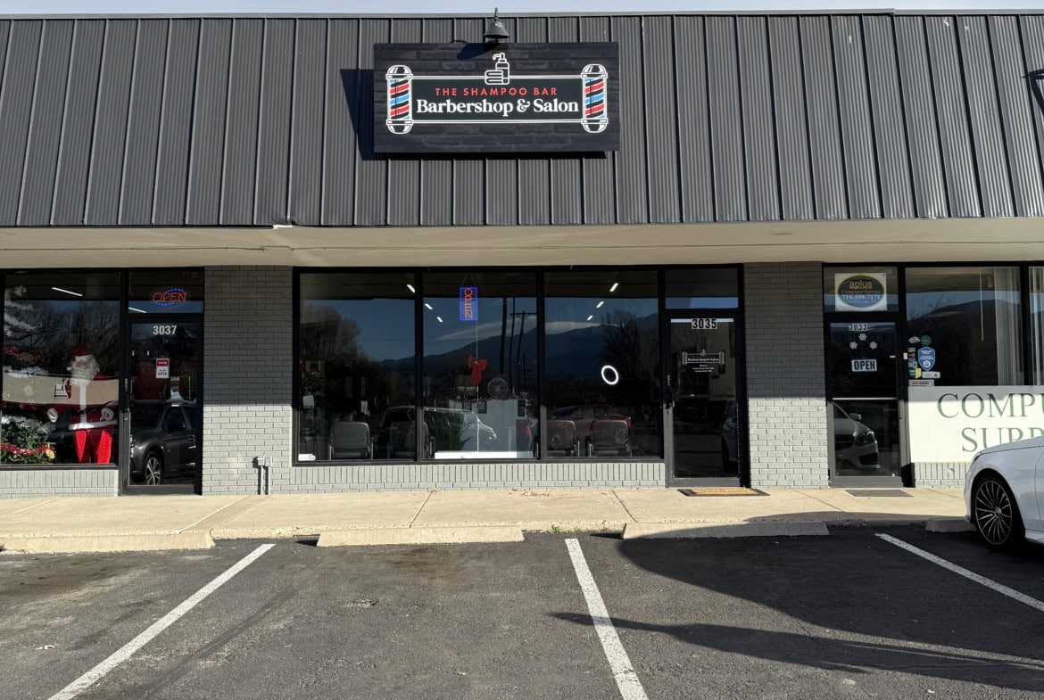 Prime booth rental opportunity at The Shampoo Bar Barbershop and Salon - Salon Suite for Rent in Colorado Springs, Colorado