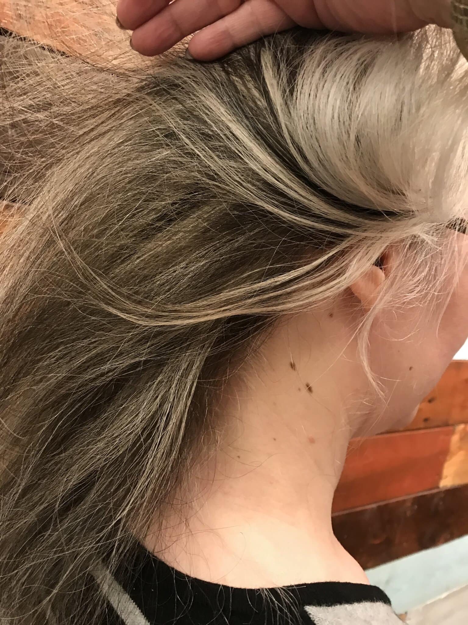 Very Nice East Memphis Salon, looking for Stylists and a Nail Tech!!