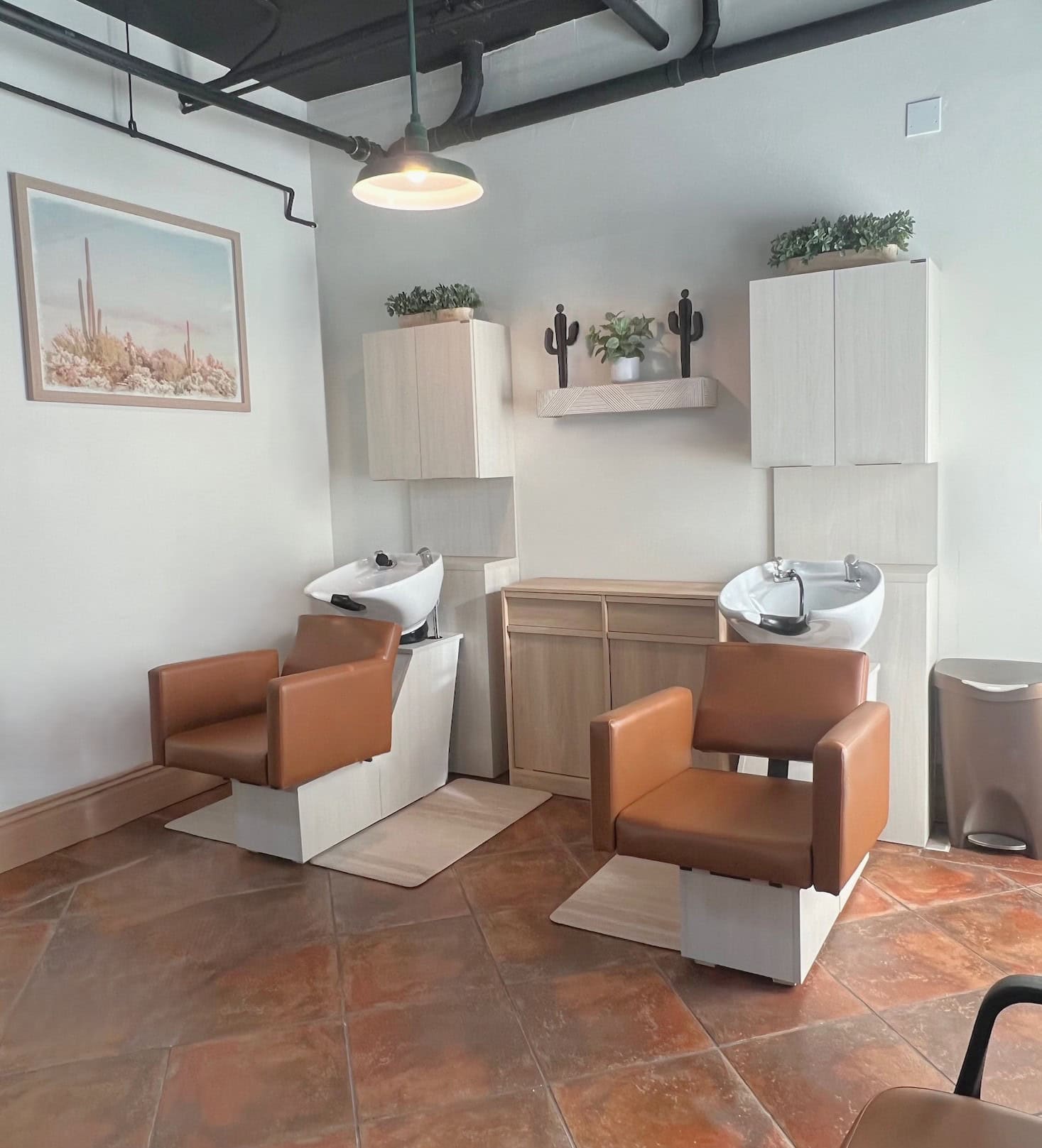 Rustic Charm Booth Rental in Old Town Temecula - Photo 1